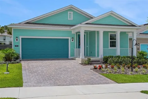 985 Fiesta Key Circle Lady Lake FL 32159