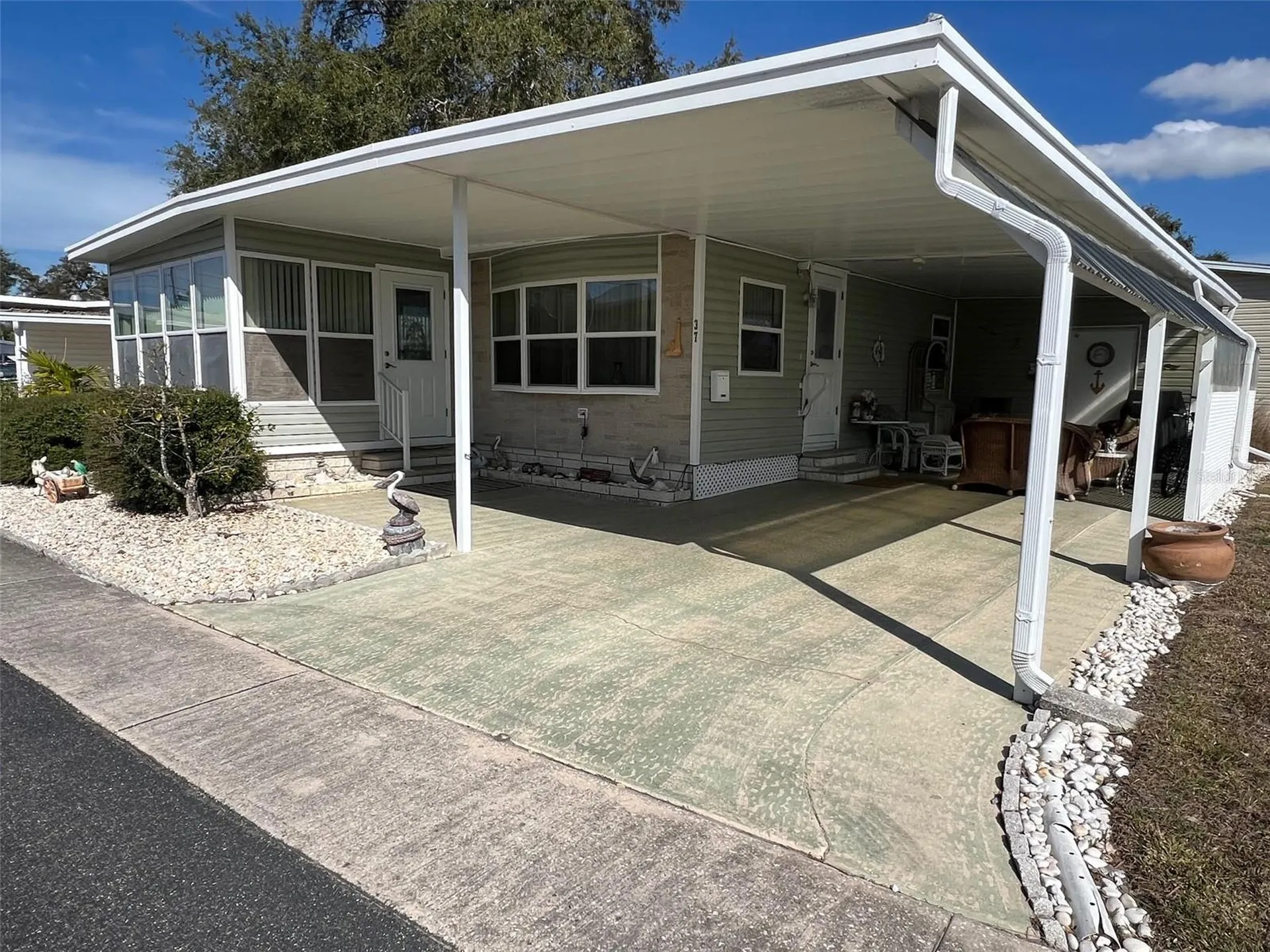 37 Pindo Palm Street W Largo FL 33770