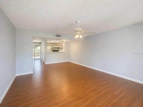 6082 Peregrine Avenue Orlando FL 32819