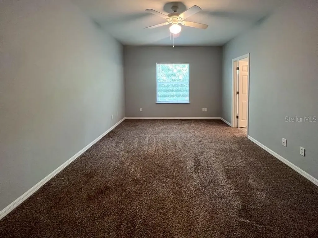5048 NW 1st Place Gainesville FL 32607