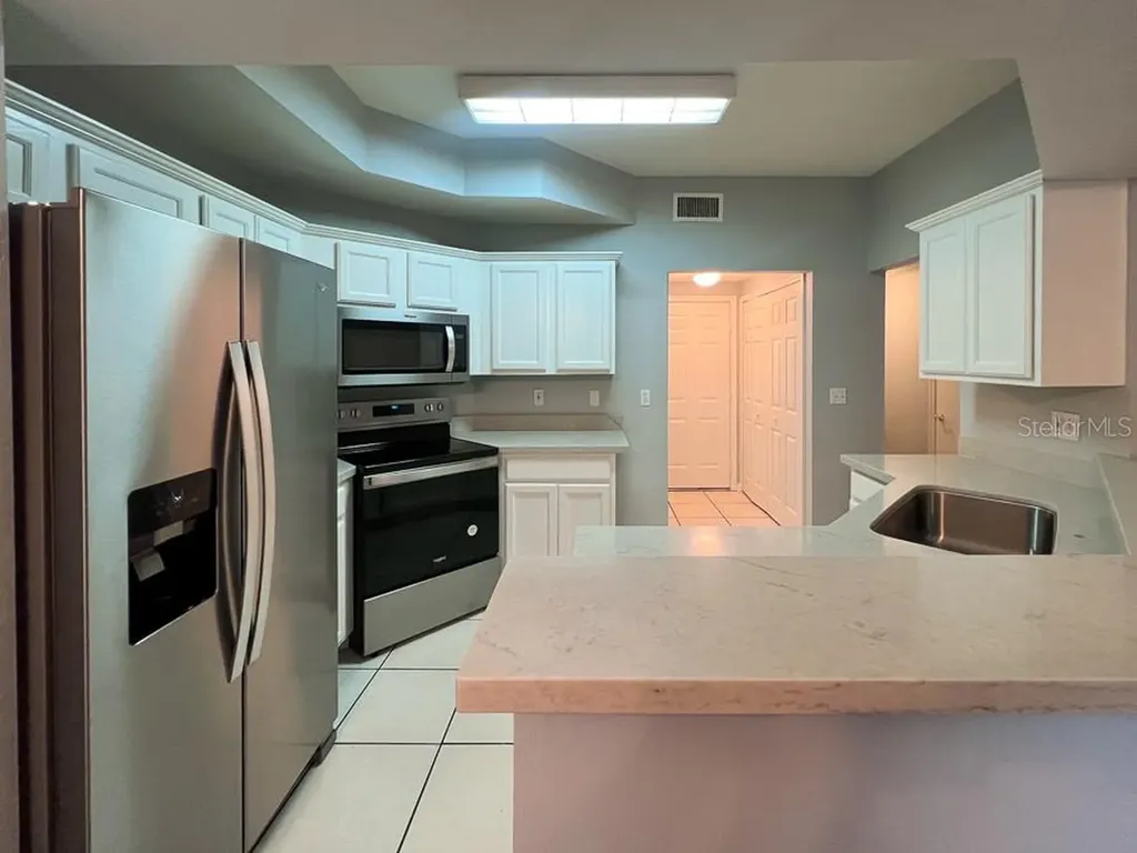 5048 NW 1st Place Gainesville FL 32607