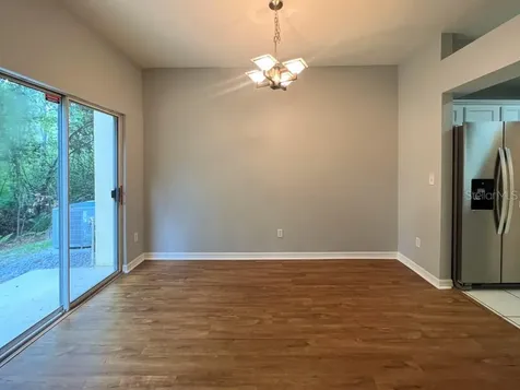 5048 NW 1st Place Gainesville FL 32607