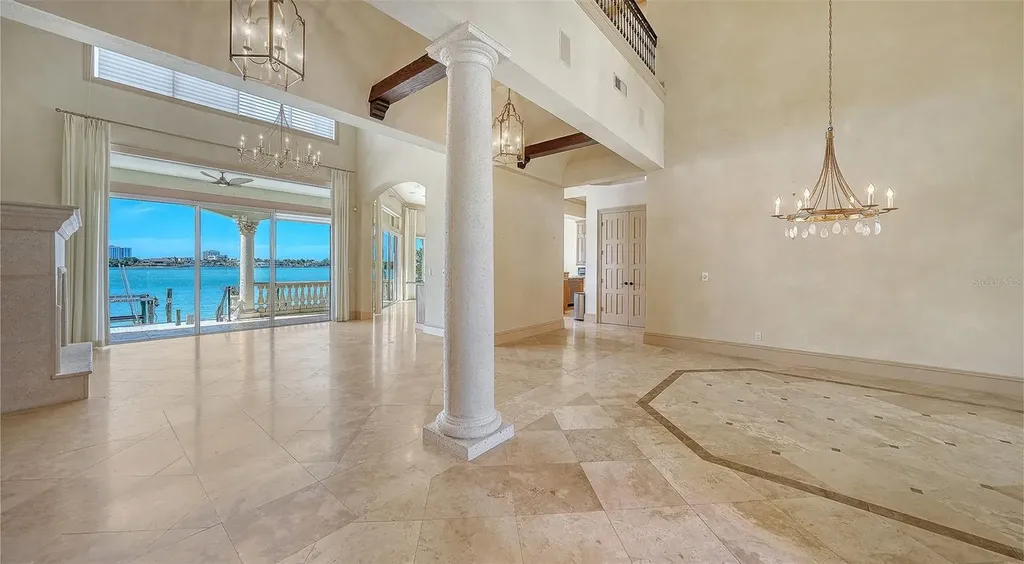 570 S Spoonbill Drive Sarasota FL 34236