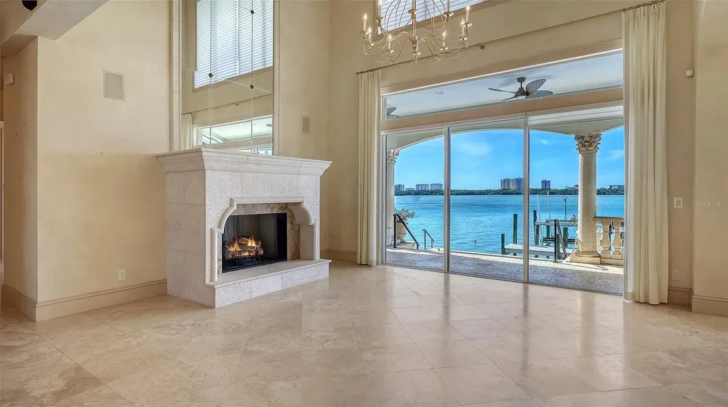 570 S Spoonbill Drive Sarasota FL 34236
