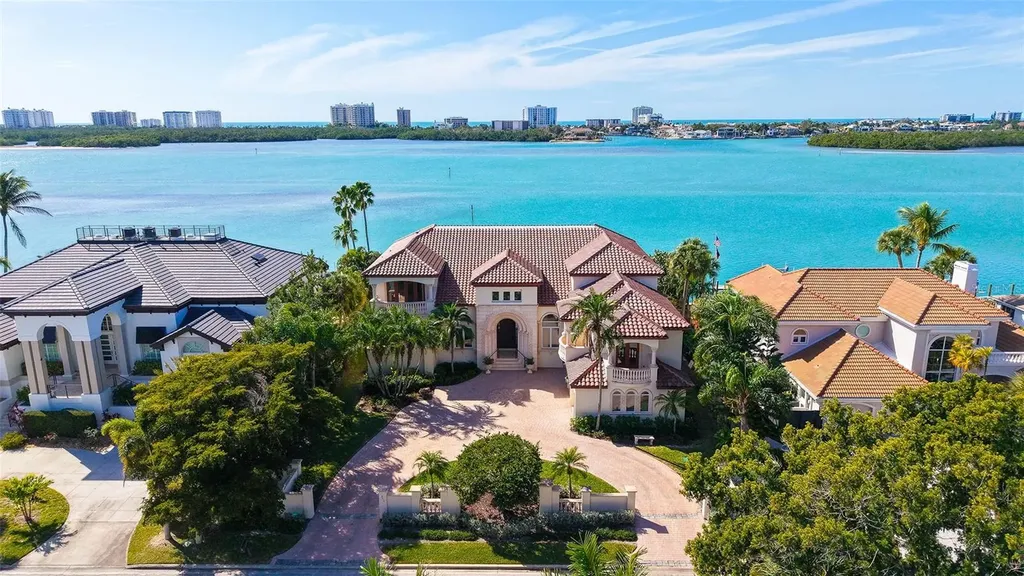 570 S Spoonbill Drive Sarasota FL 34236