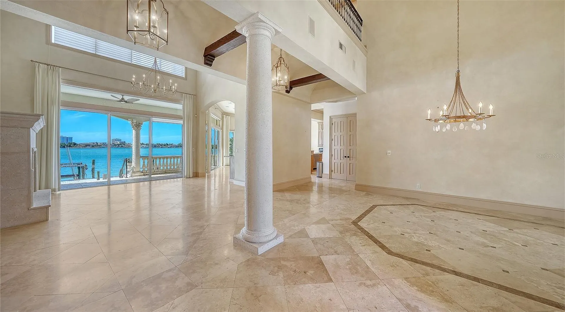 570 S Spoonbill Drive Sarasota FL 34236