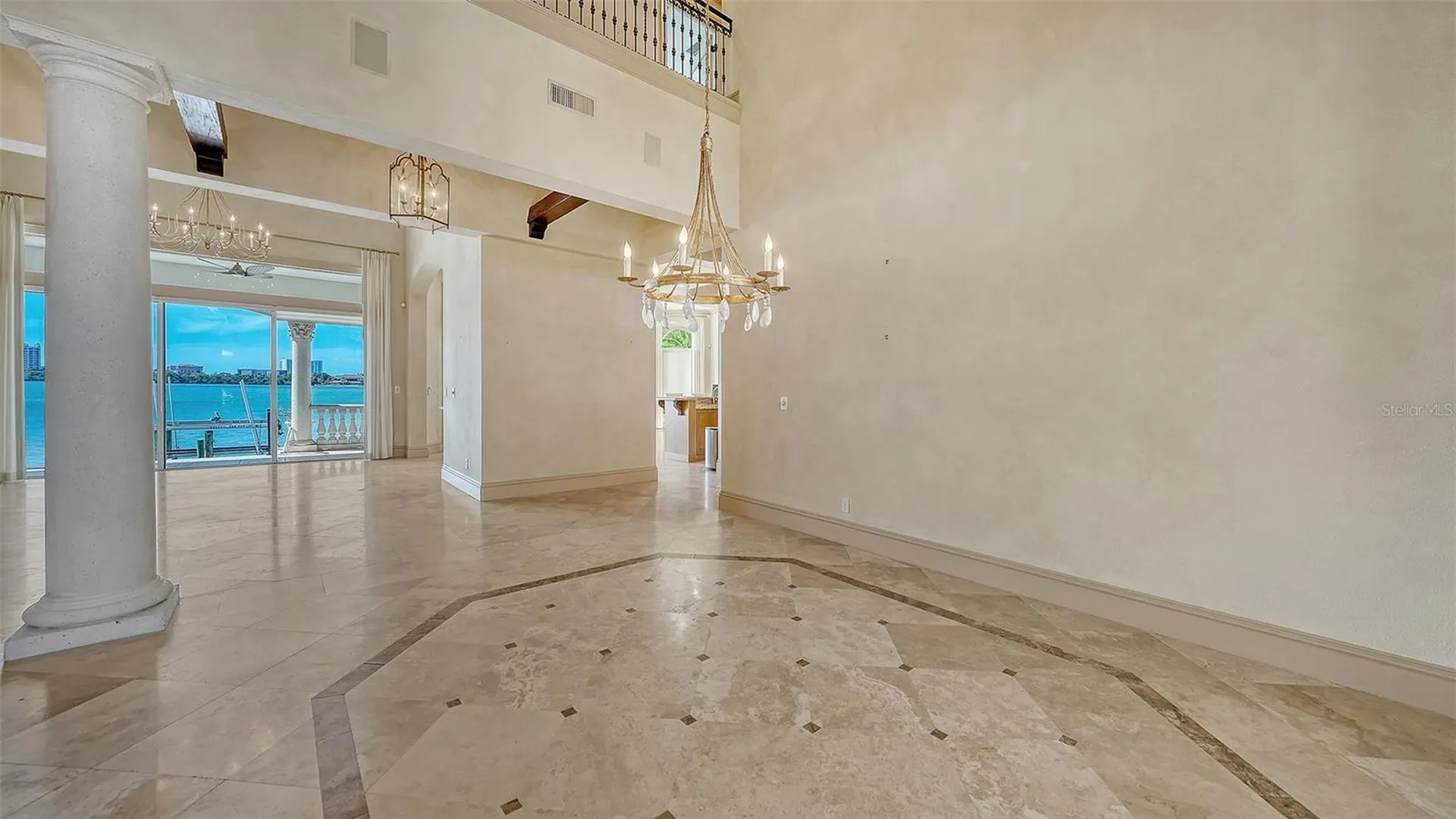 570 S Spoonbill Drive Sarasota FL 34236