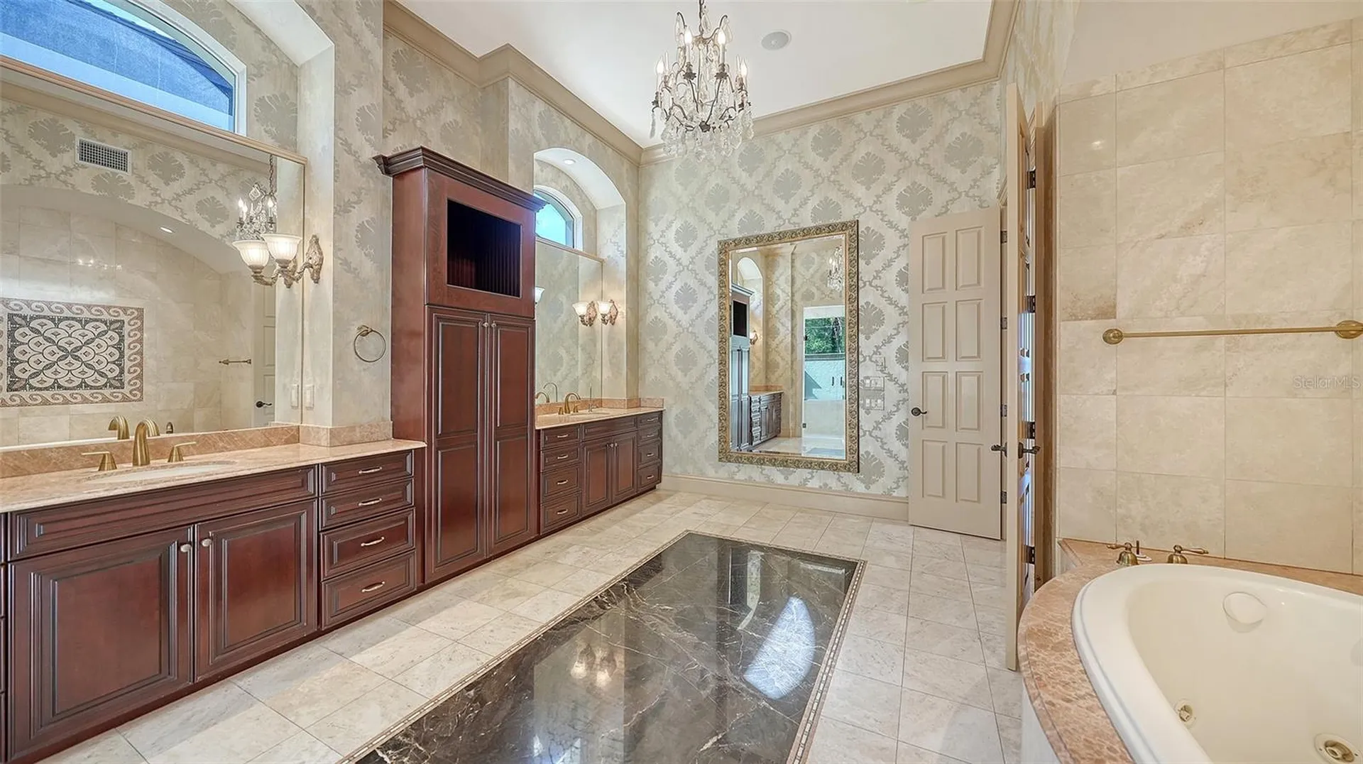 570 S Spoonbill Drive Sarasota FL 34236