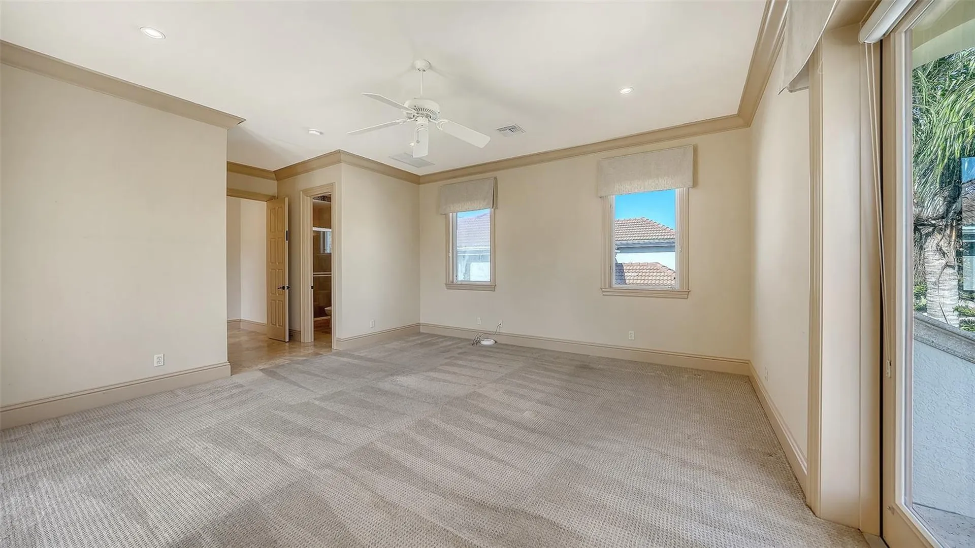570 S Spoonbill Drive Sarasota FL 34236