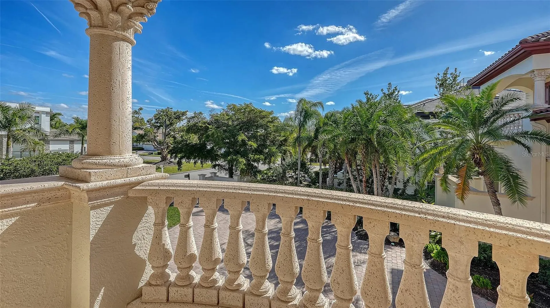 570 S Spoonbill Drive Sarasota FL 34236