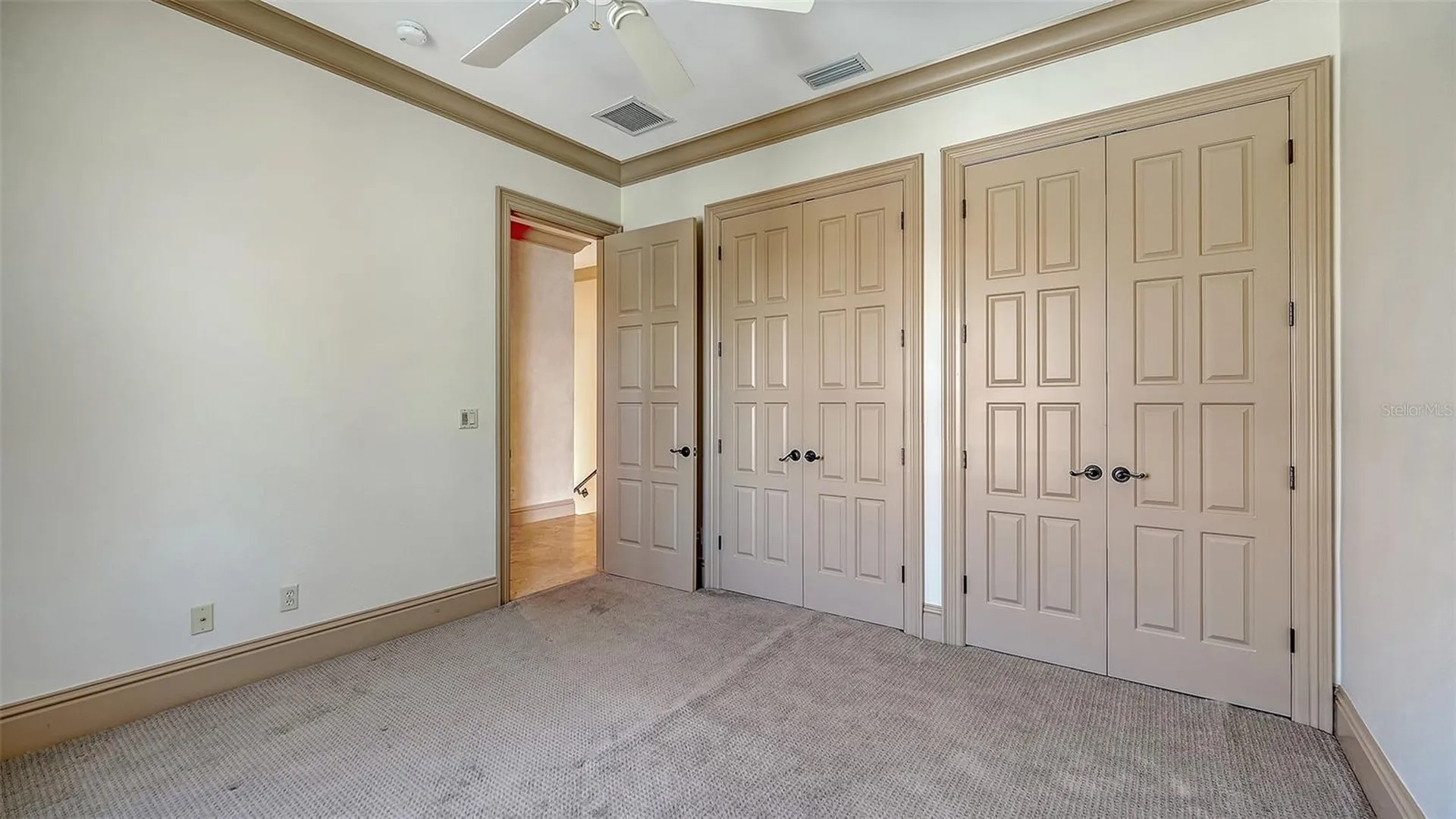 570 S Spoonbill Drive Sarasota FL 34236