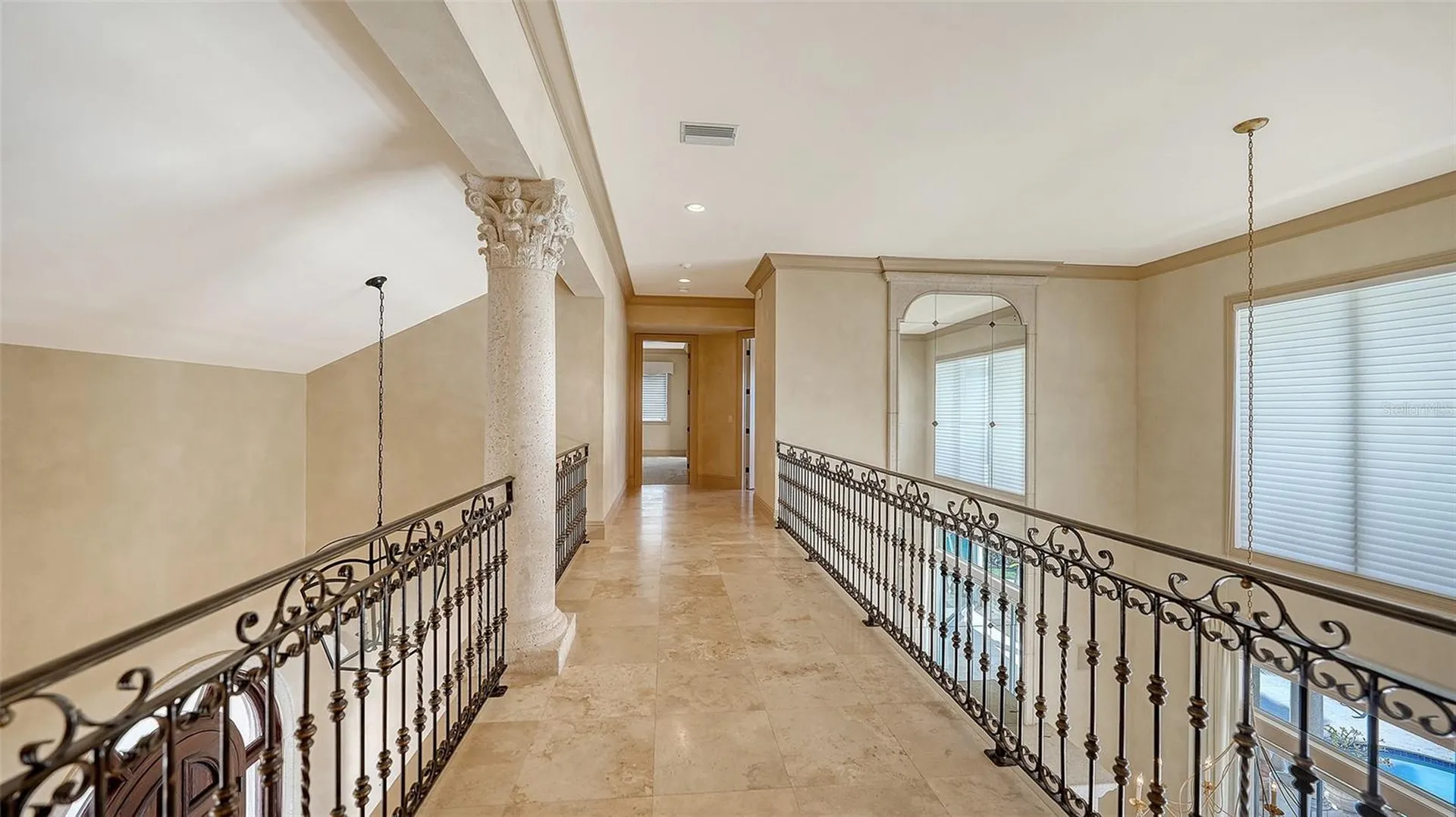 570 S Spoonbill Drive Sarasota FL 34236