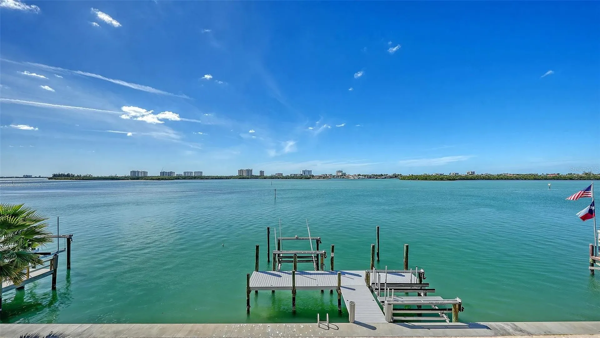 570 S Spoonbill Drive Sarasota FL 34236