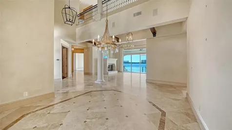 570 S Spoonbill Drive Sarasota FL 34236