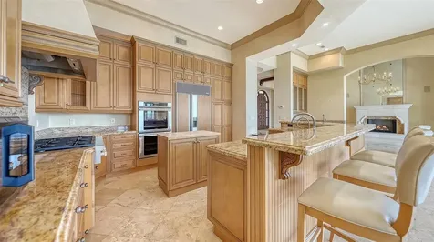 570 S Spoonbill Drive Sarasota FL 34236