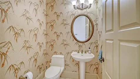 570 S Spoonbill Drive Sarasota FL 34236