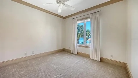 570 S Spoonbill Drive Sarasota FL 34236