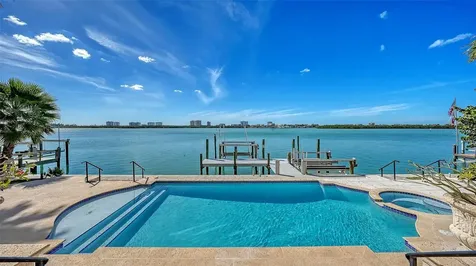 570 S Spoonbill Drive Sarasota FL 34236