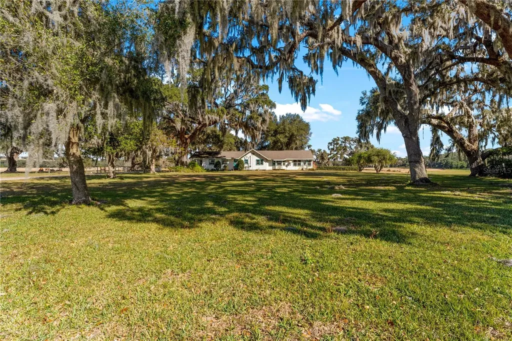 9504 Fort King Road Dade City FL 33525