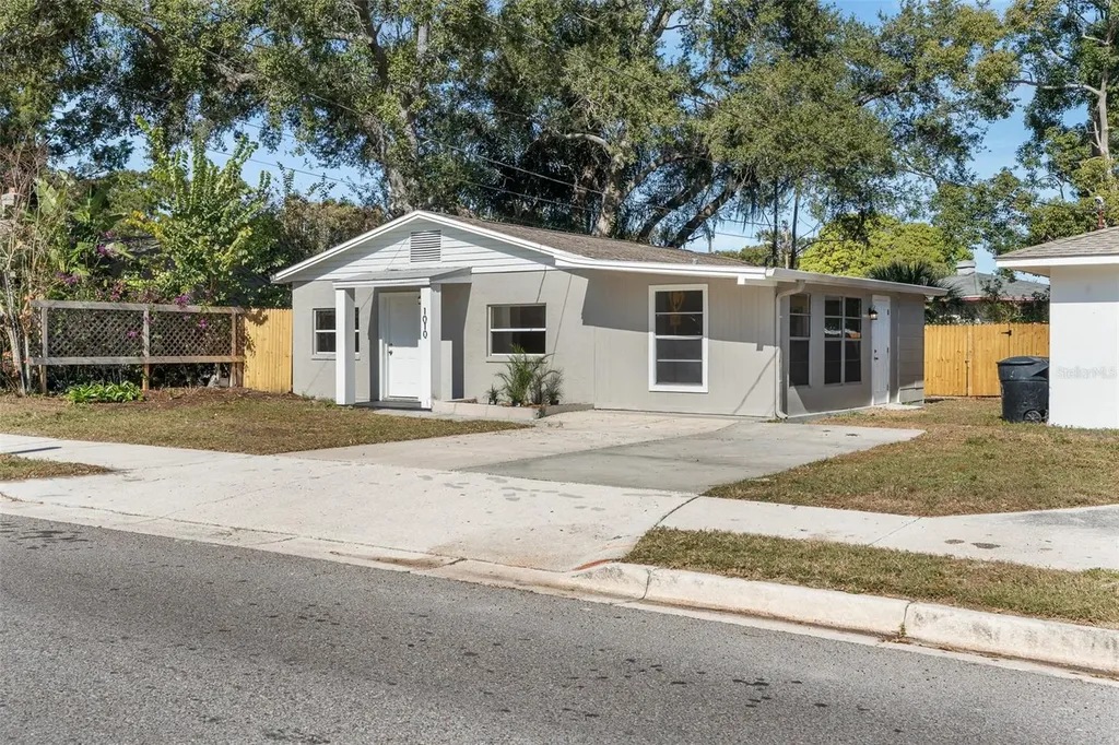 1010 Fairmont Street Clearwater FL 33755