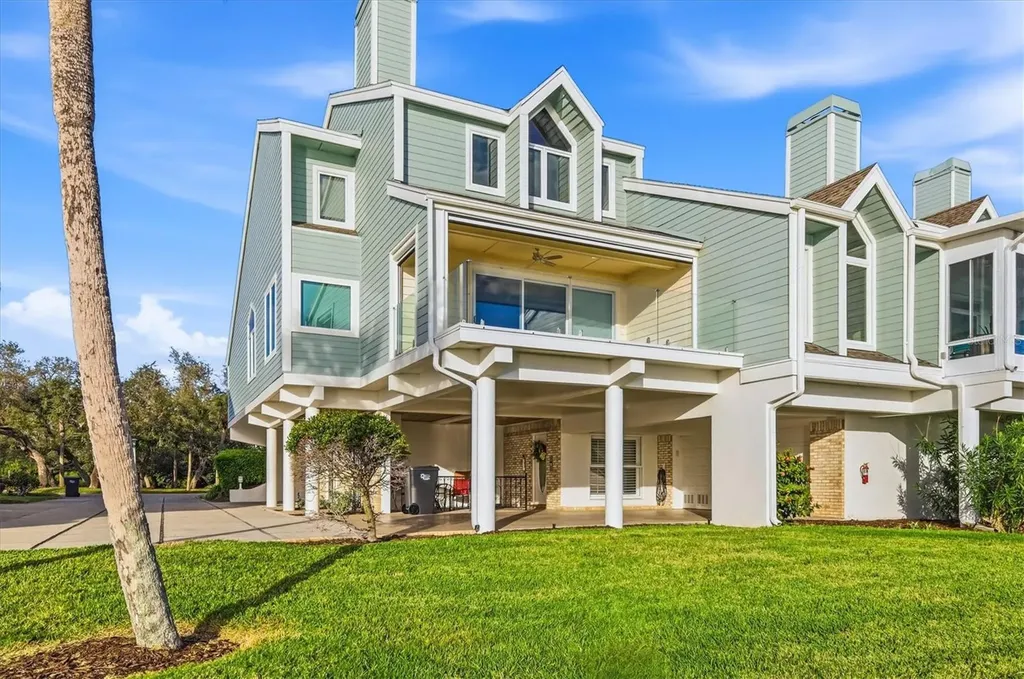 61 Tidy Island Boulevard Bradenton FL 34210