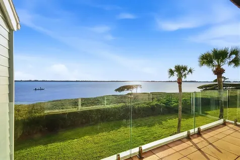 61 Tidy Island Boulevard Bradenton FL 34210