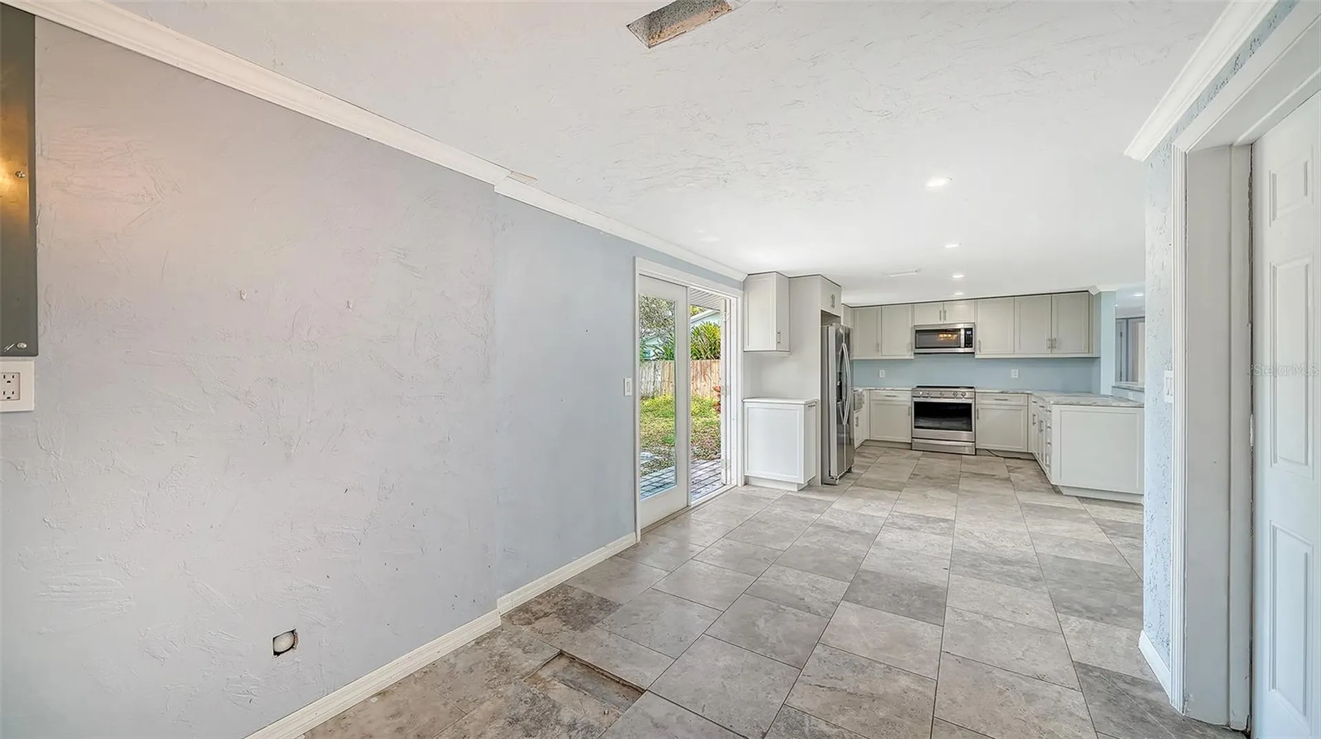 1203 Pineland Avenue Venice FL 34285