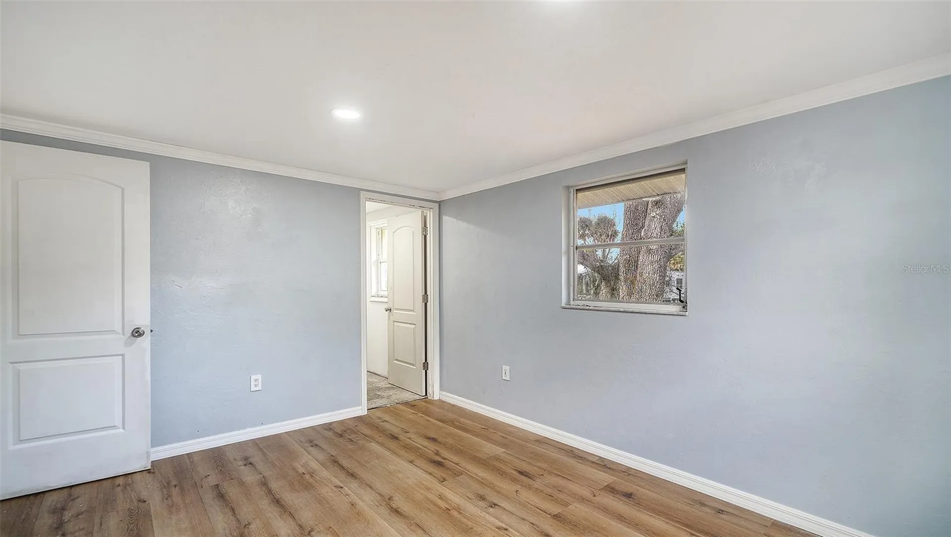 1203 Pineland Avenue Venice FL 34285