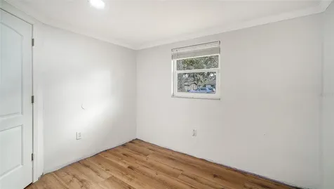 1203 Pineland Avenue Venice FL 34285