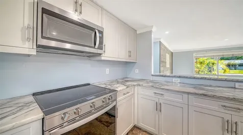 1203 Pineland Avenue Venice FL 34285