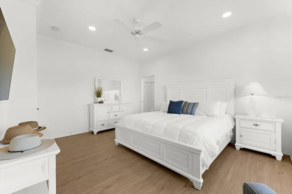 4924 Mahogany Run Avenue Sarasota FL 34241
