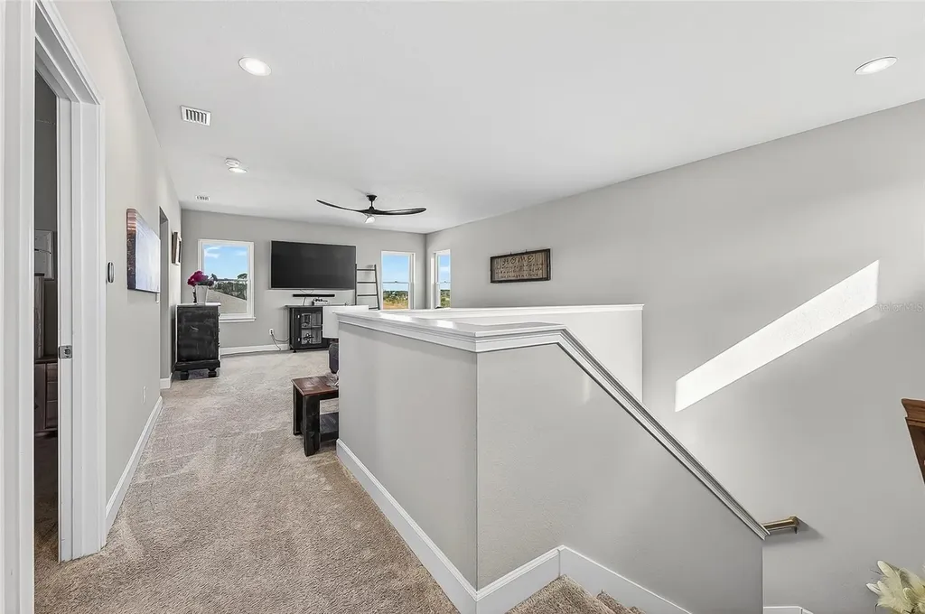 6203 W Fallsgrove Lane Port Orange FL 32128