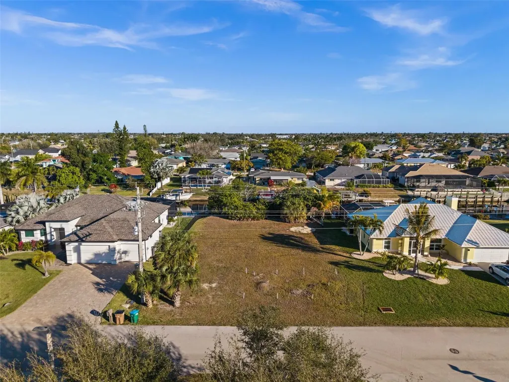 241 SW 40th Street Cape Coral FL 33914