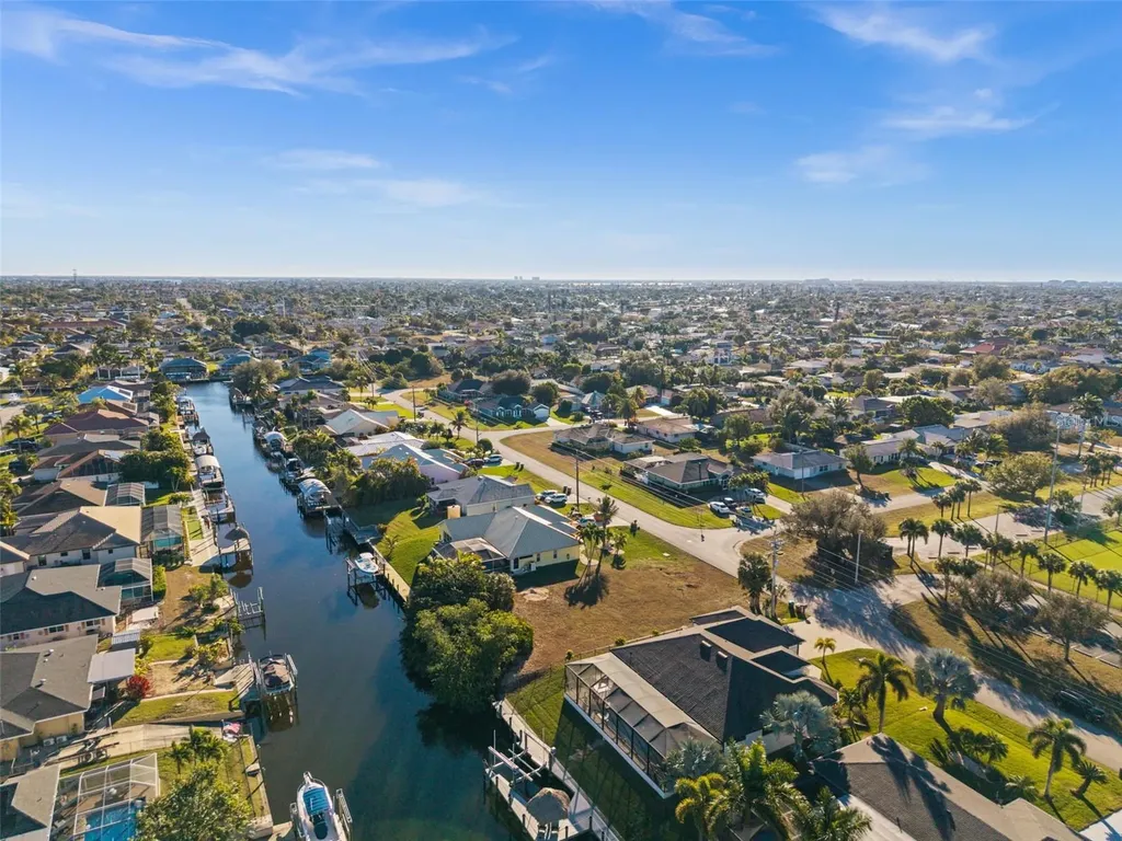 241 SW 40th Street Cape Coral FL 33914