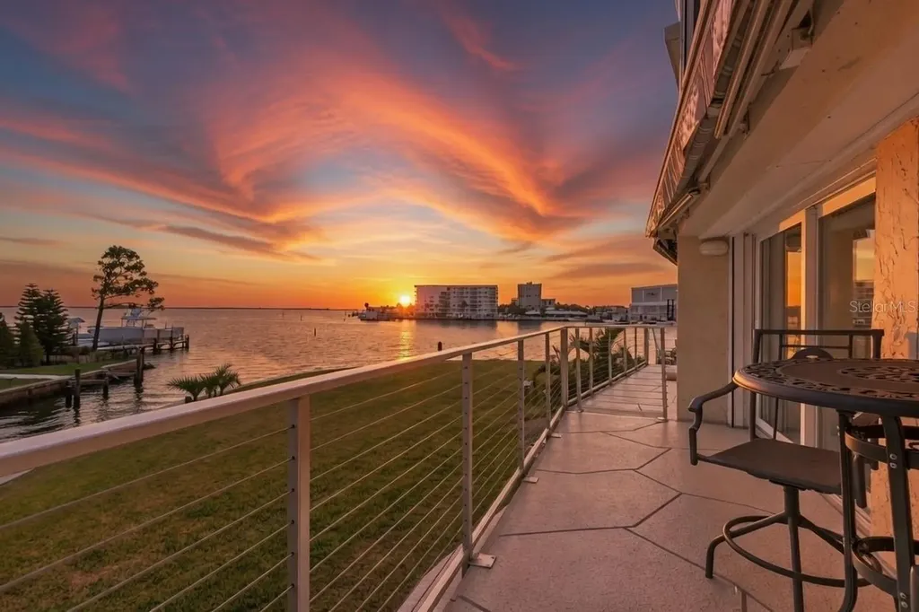 433 S Paula Drive Dunedin FL 34698