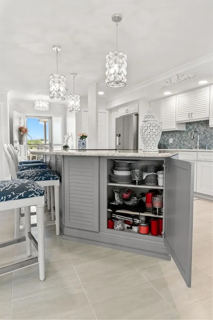 433 S Paula Drive Dunedin FL 34698