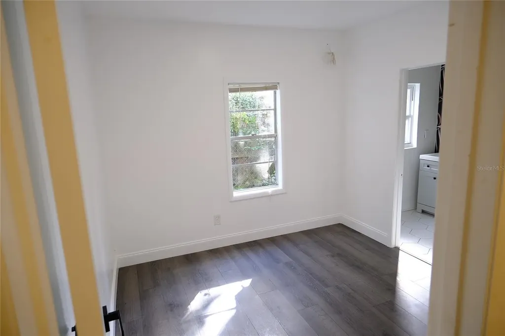 212 W Hiawatha Street Tampa FL 33604