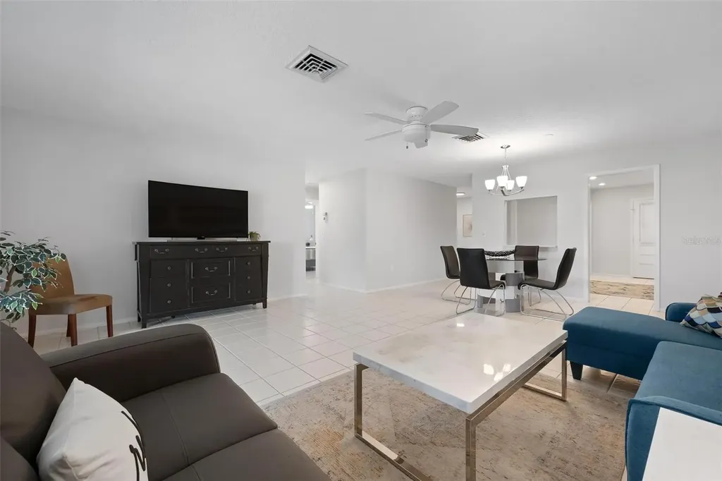 7303 9th Avenue W Bradenton FL 34209