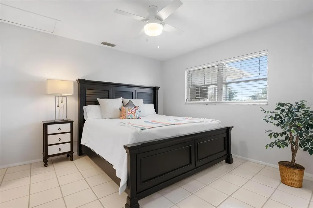7303 9th Avenue W Bradenton FL 34209
