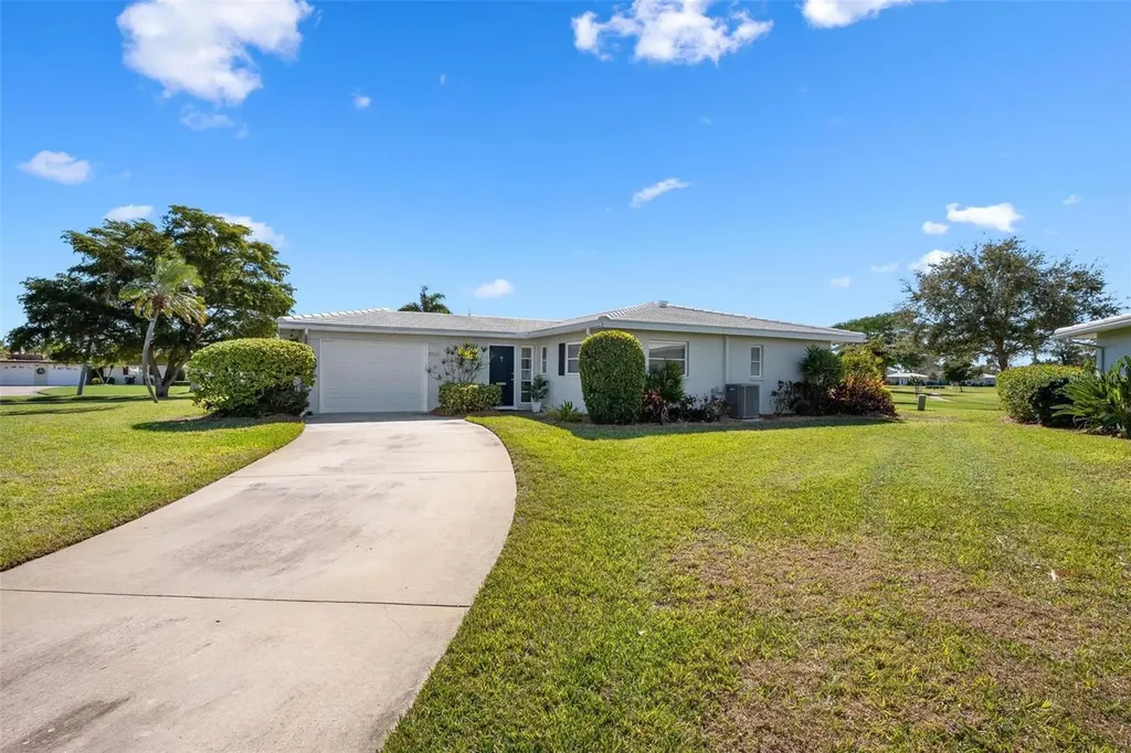 7303 9th Avenue W Bradenton FL 34209