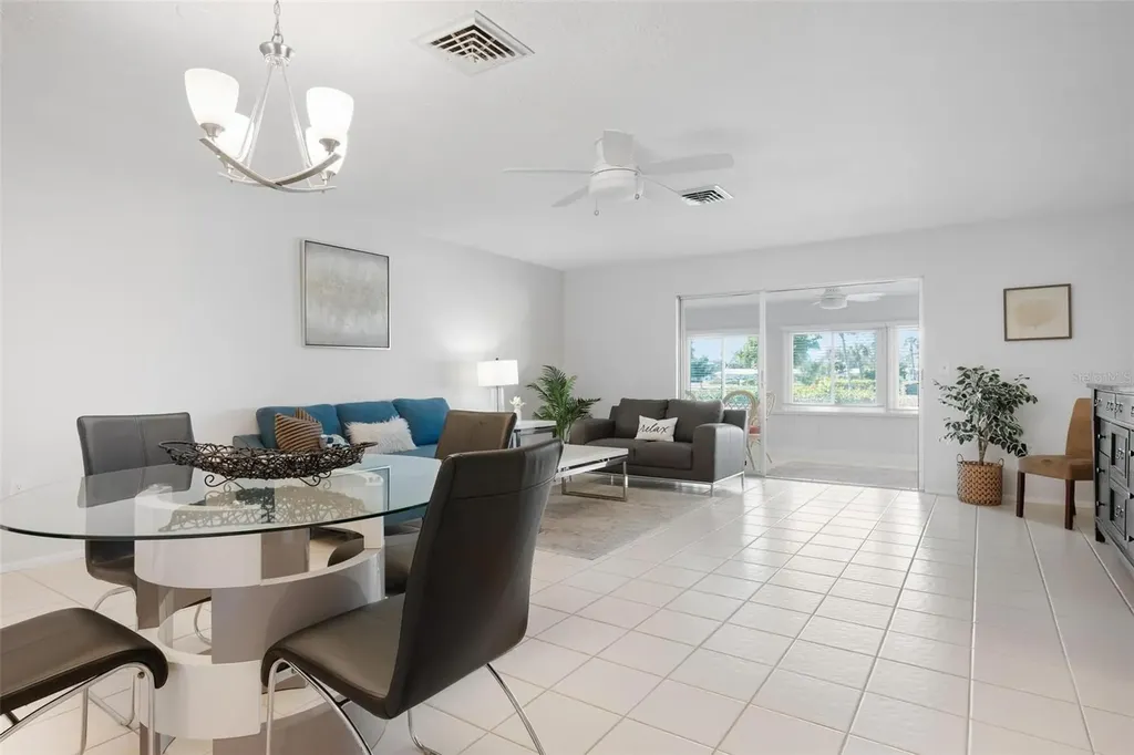 7303 9th Avenue W Bradenton FL 34209