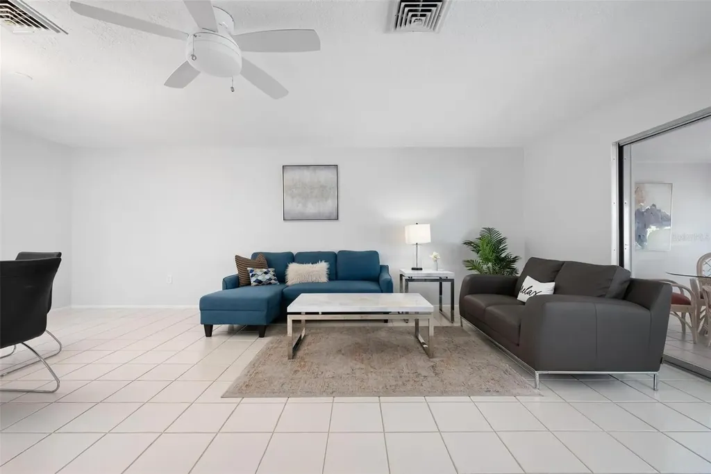 7303 9th Avenue W Bradenton FL 34209
