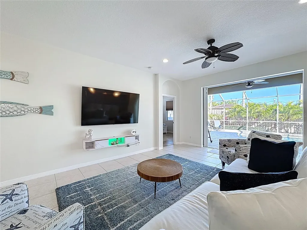 5376 Levi Lane Sarasota FL 34233