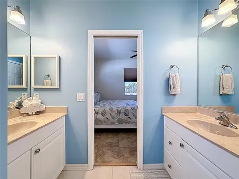 5376 Levi Lane Sarasota FL 34233