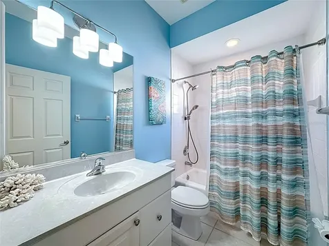 5376 Levi Lane Sarasota FL 34233