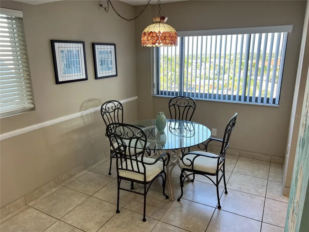 1001 Point Of Rocks Road Sarasota FL 34242