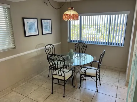1001 Point Of Rocks Road Sarasota FL 34242