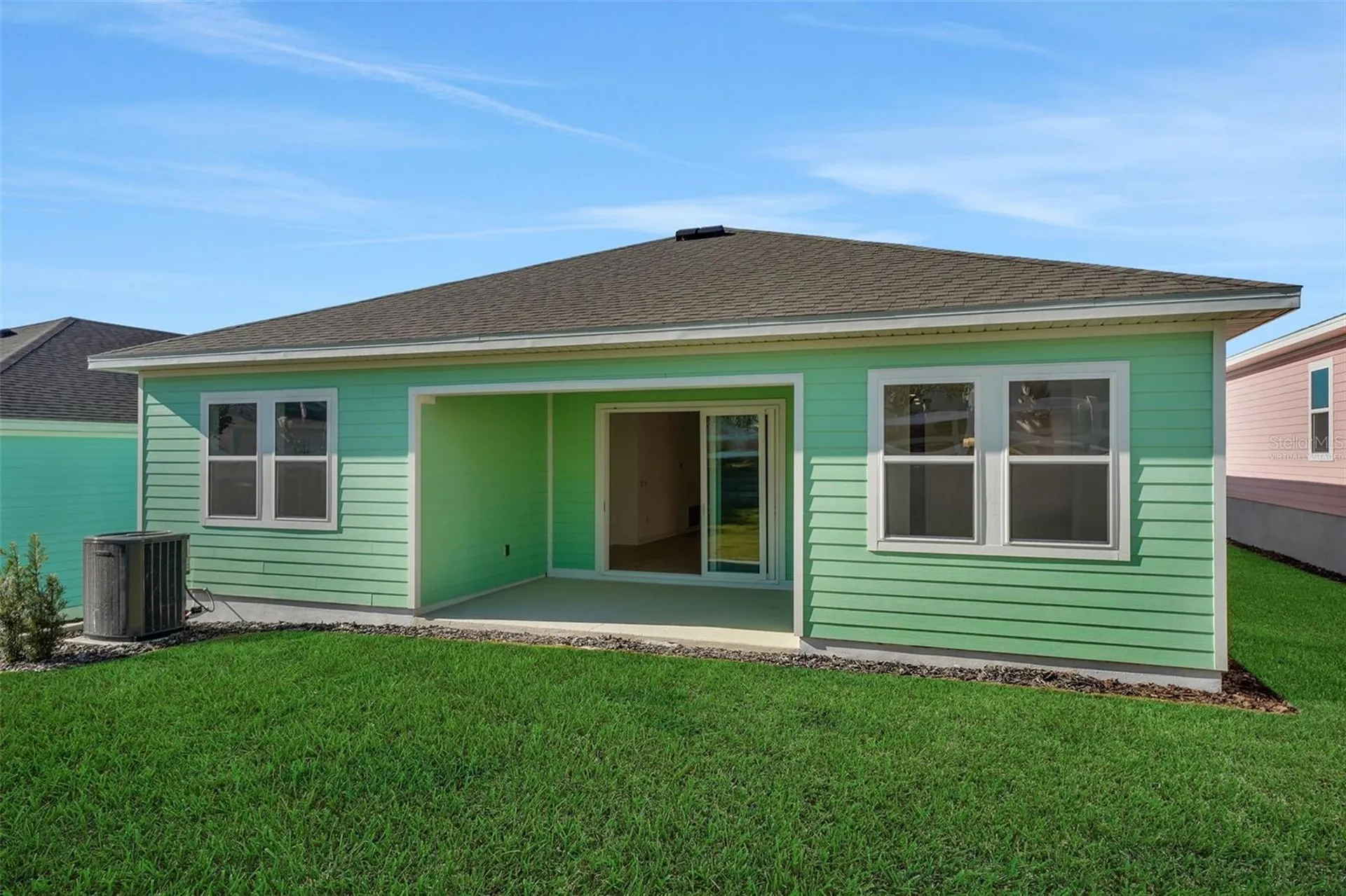 999 Fiesta Key Circle Lady Lake FL 32159
