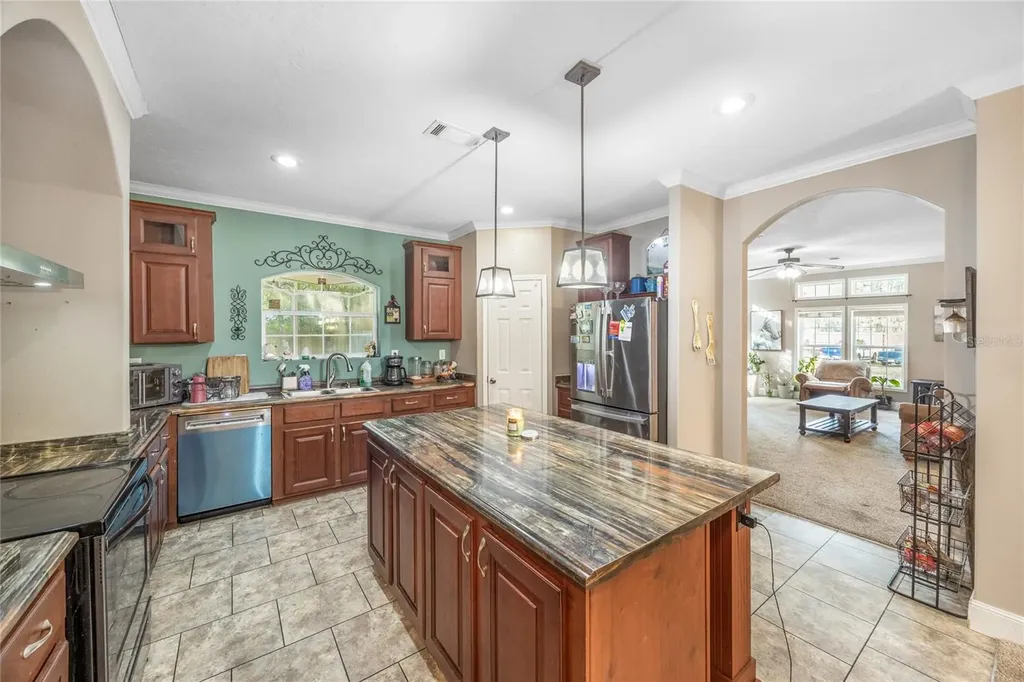 1085 State Road 100 Florahome FL 32140