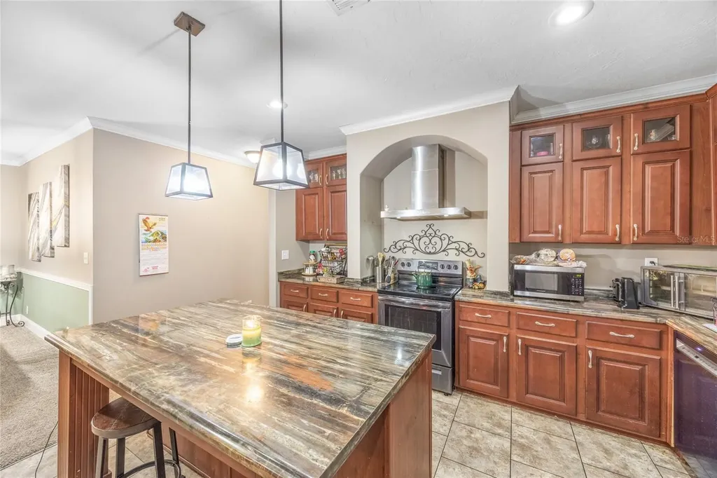 1085 State Road 100 Florahome FL 32140